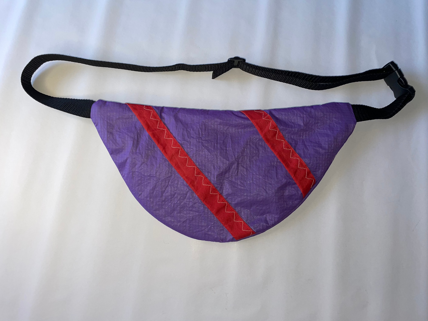 La Banane violette et rouge