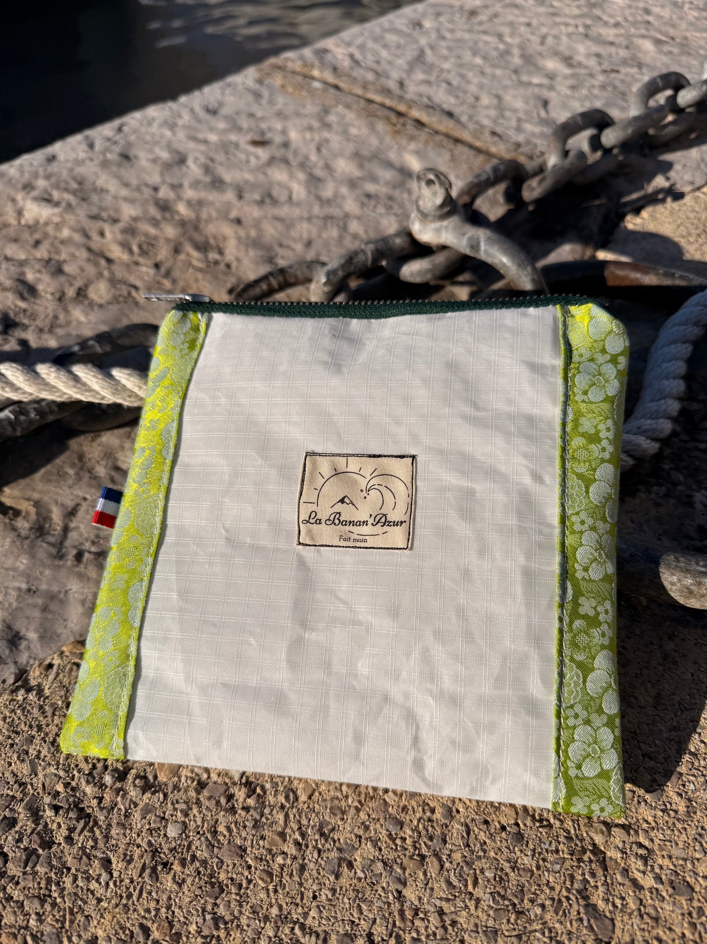 Pochette d’Asie
