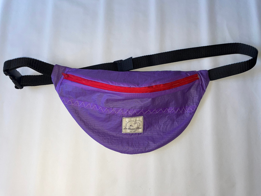 La Banane violette et rouge