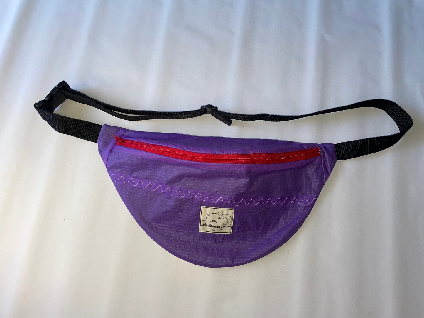 La Banane violette et rouge