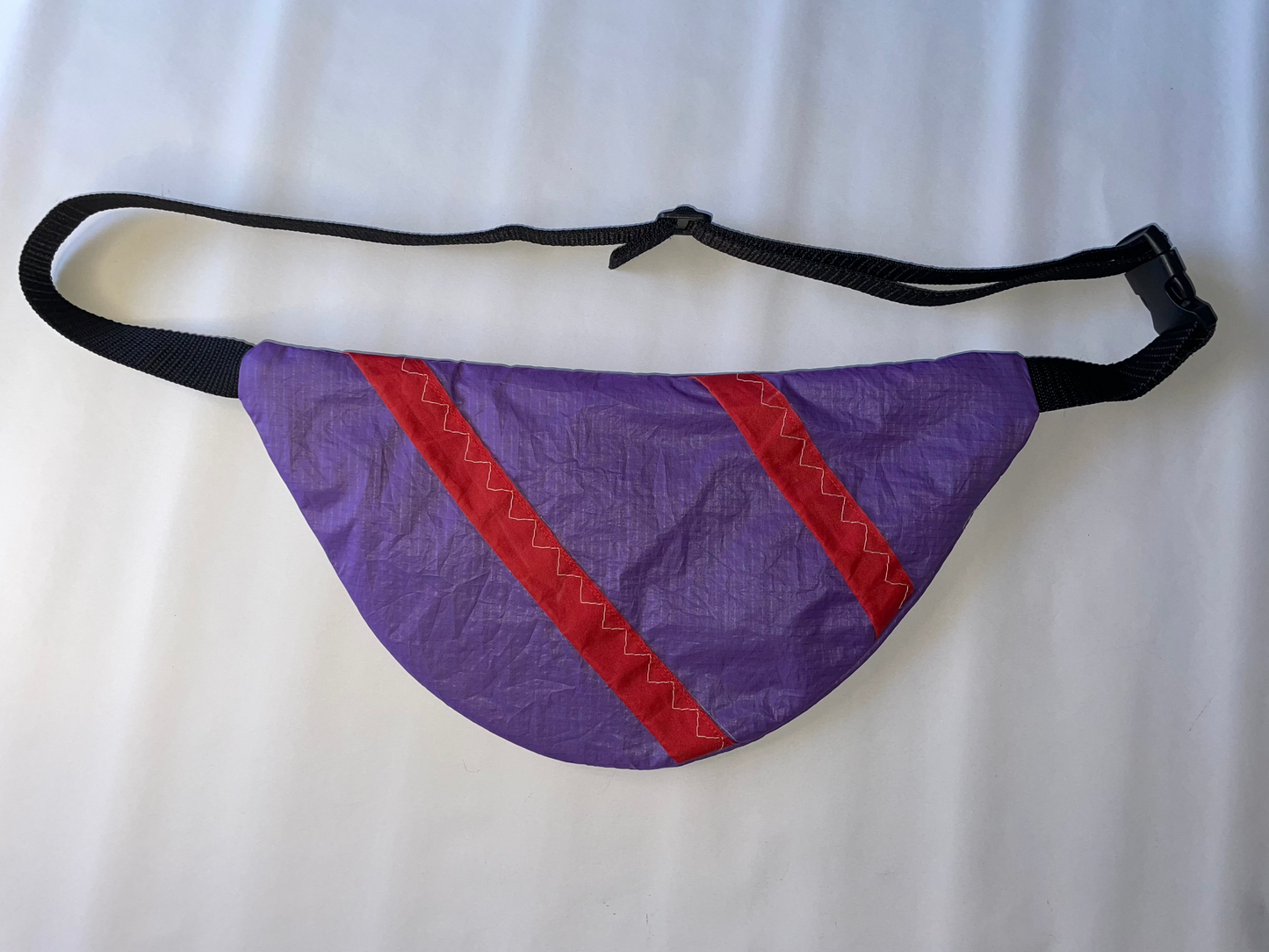 La Banane violette et rouge