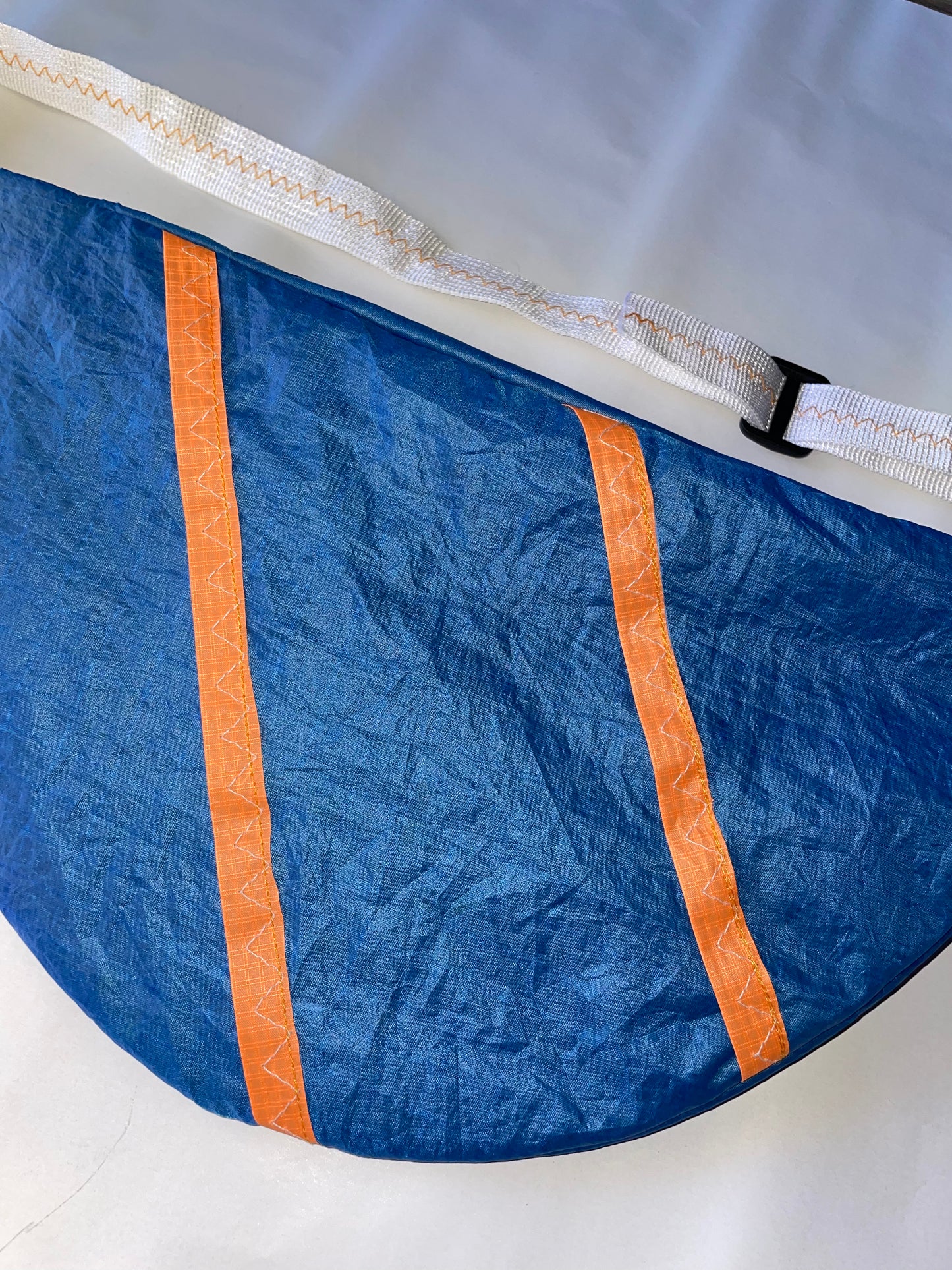 La Banane Bleue et Orange