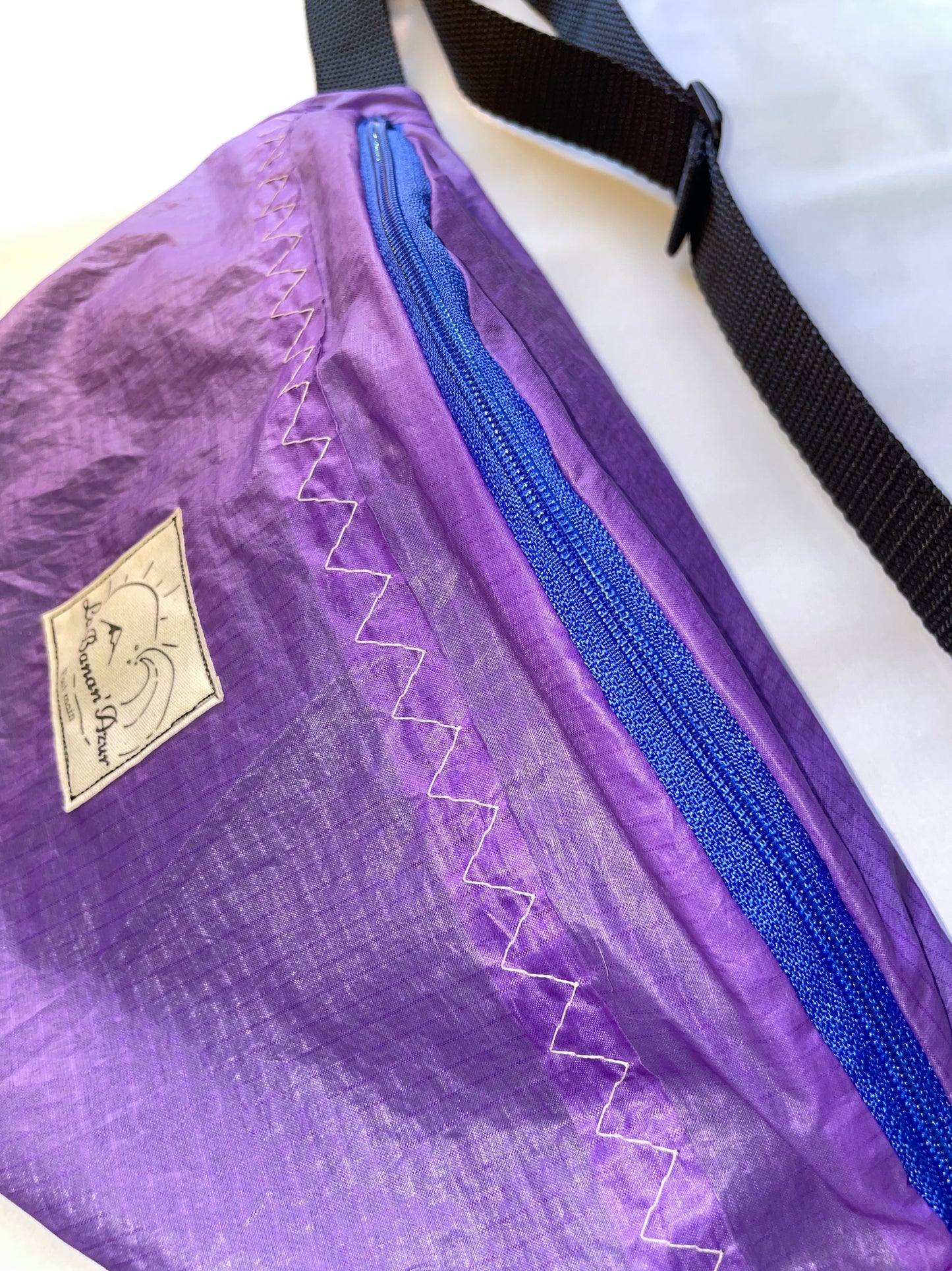 La Banane violette et bleue